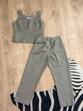 Jessica Howard Olive Green Linen-Blend Crop Tank & Tailored Trousers